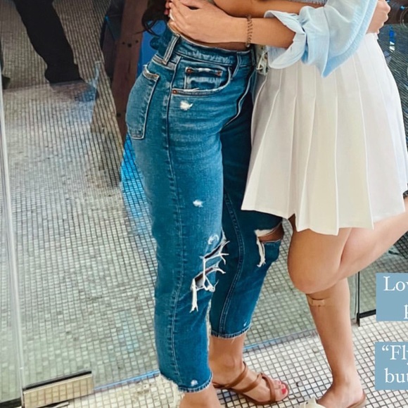 Abercrombie & Fitch High Rise Mom Jean Sz 26/2 Short - Picture 4 of 4